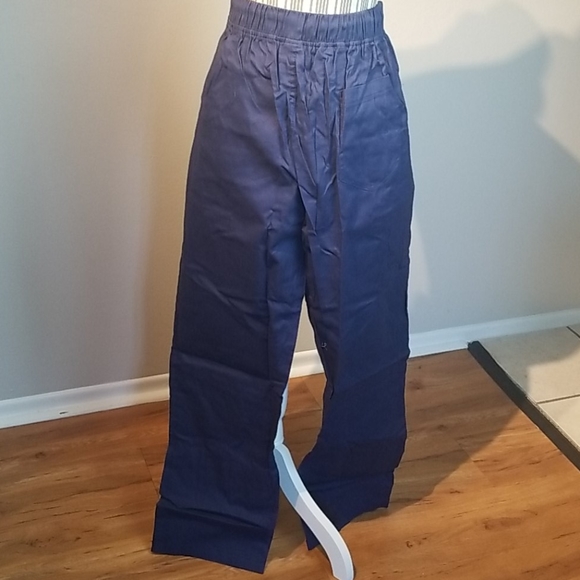 Pants - Picture 2 of 3